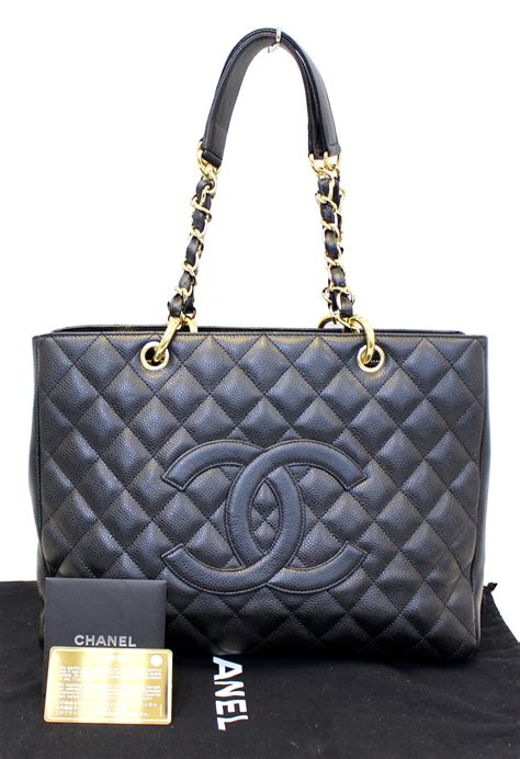 Chanel Caviar Bag 